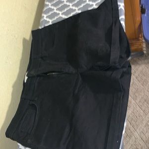 Black cuff jean short size 16/33R high rise midi